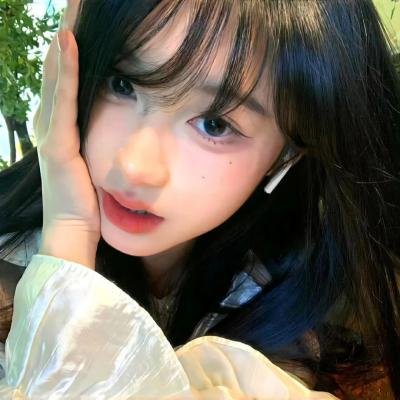 她的微笑和圈套